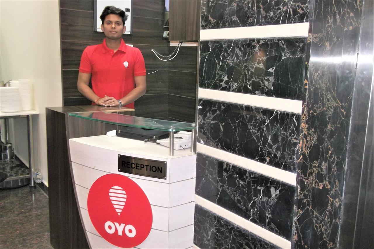 Oyo 10360 Hotel Grand Manoranjan Gorakhpur Eksteriør bilde