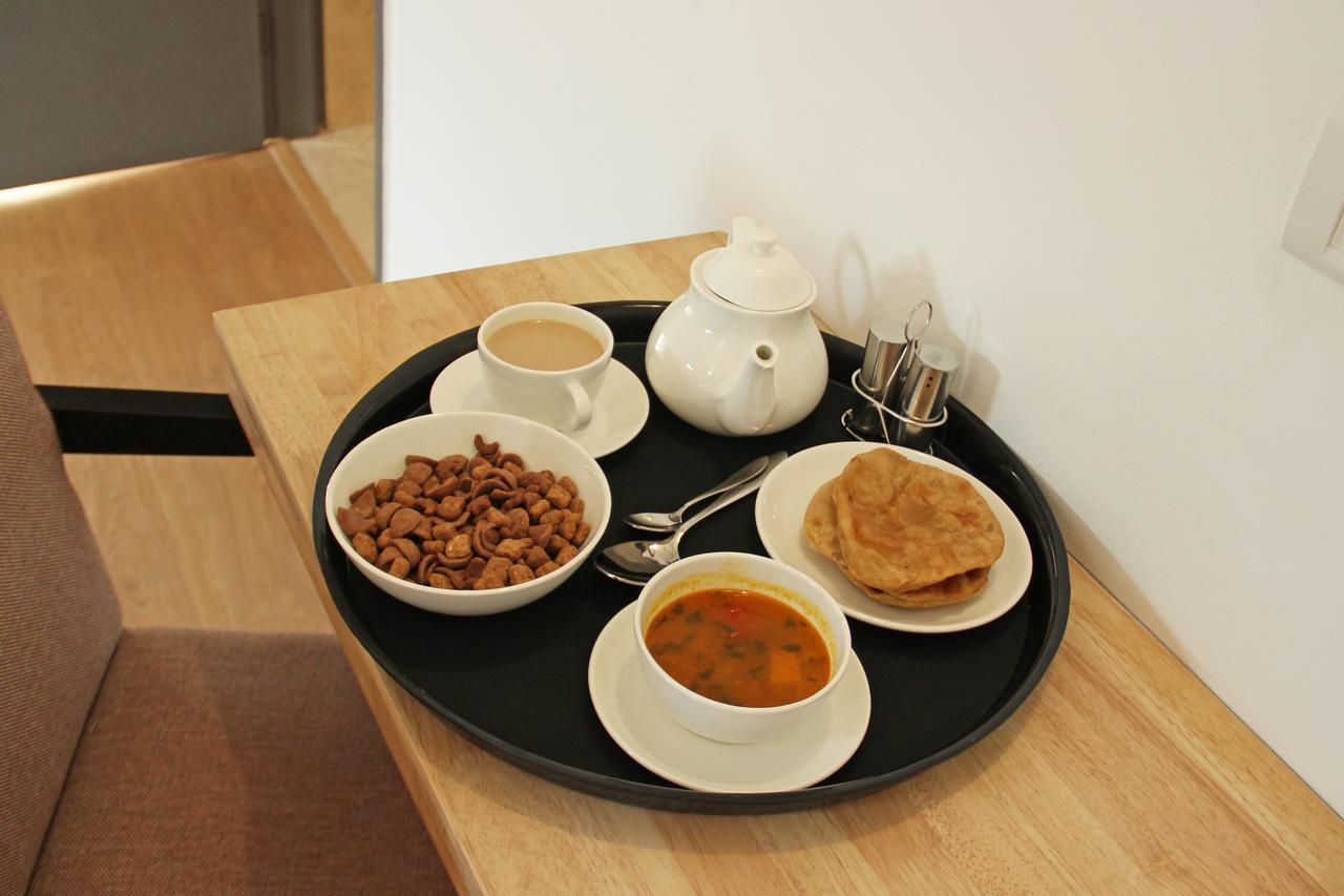 Oyo 10360 Hotel Grand Manoranjan Gorakhpur Eksteriør bilde