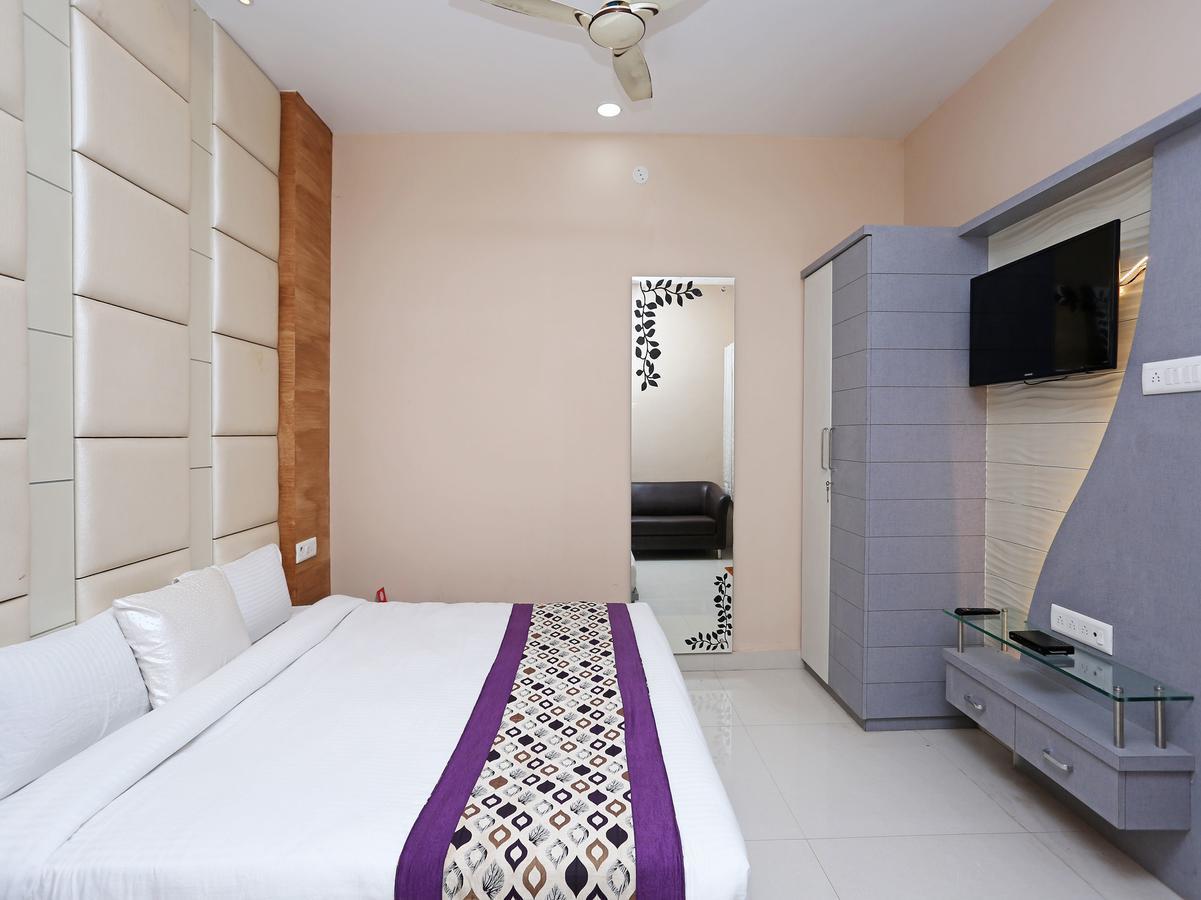 Oyo 10360 Hotel Grand Manoranjan Gorakhpur Eksteriør bilde